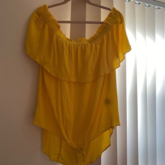 Off the shoulder top  - Picture 1 of 2